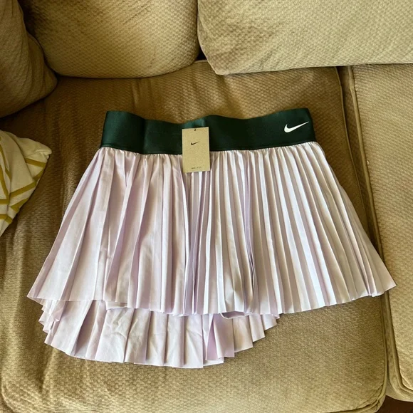 Nike Women’s NikeCourt Dri-FIT Advantage Pleated Tennis Skirt - NWT - Picture 6 of 8
